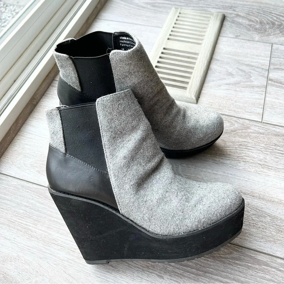 Shellys  London Wedge Platform Boots - Picture 2 of 15